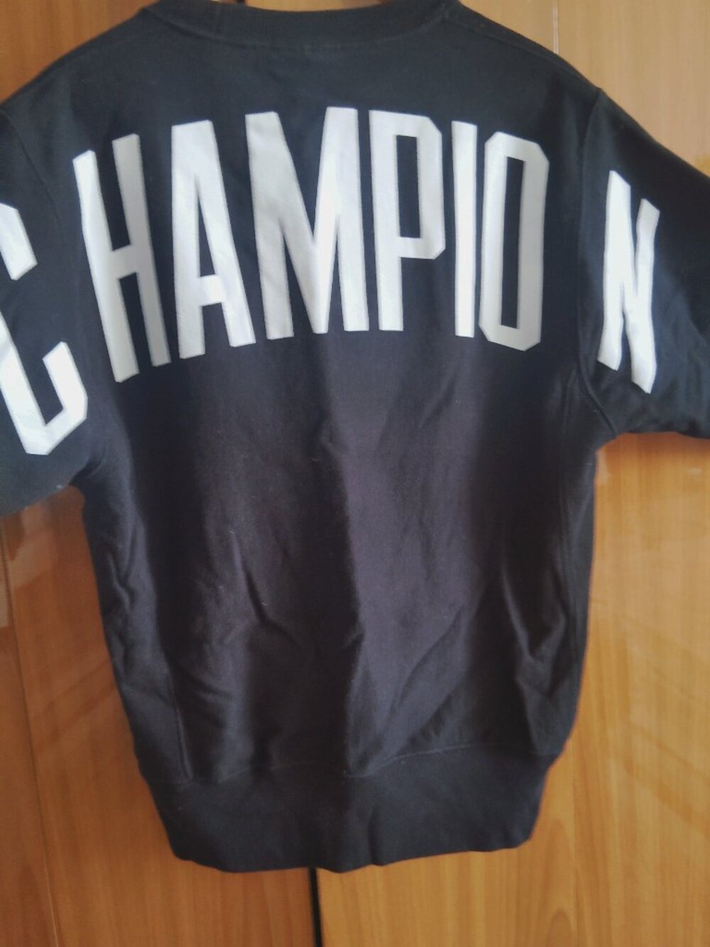 black Champion crewneck sweatshirt block-letter CHAMPION